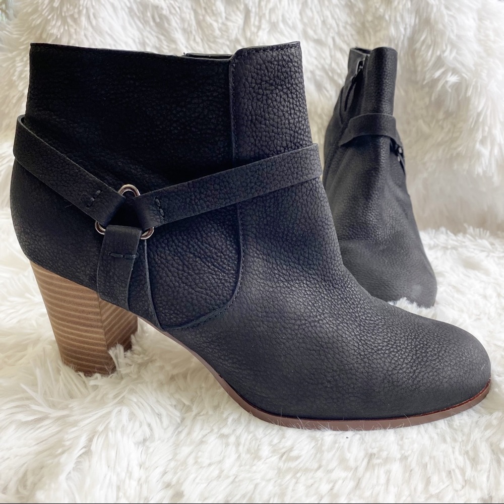 Cole Haan Black Leather Ankle Boots